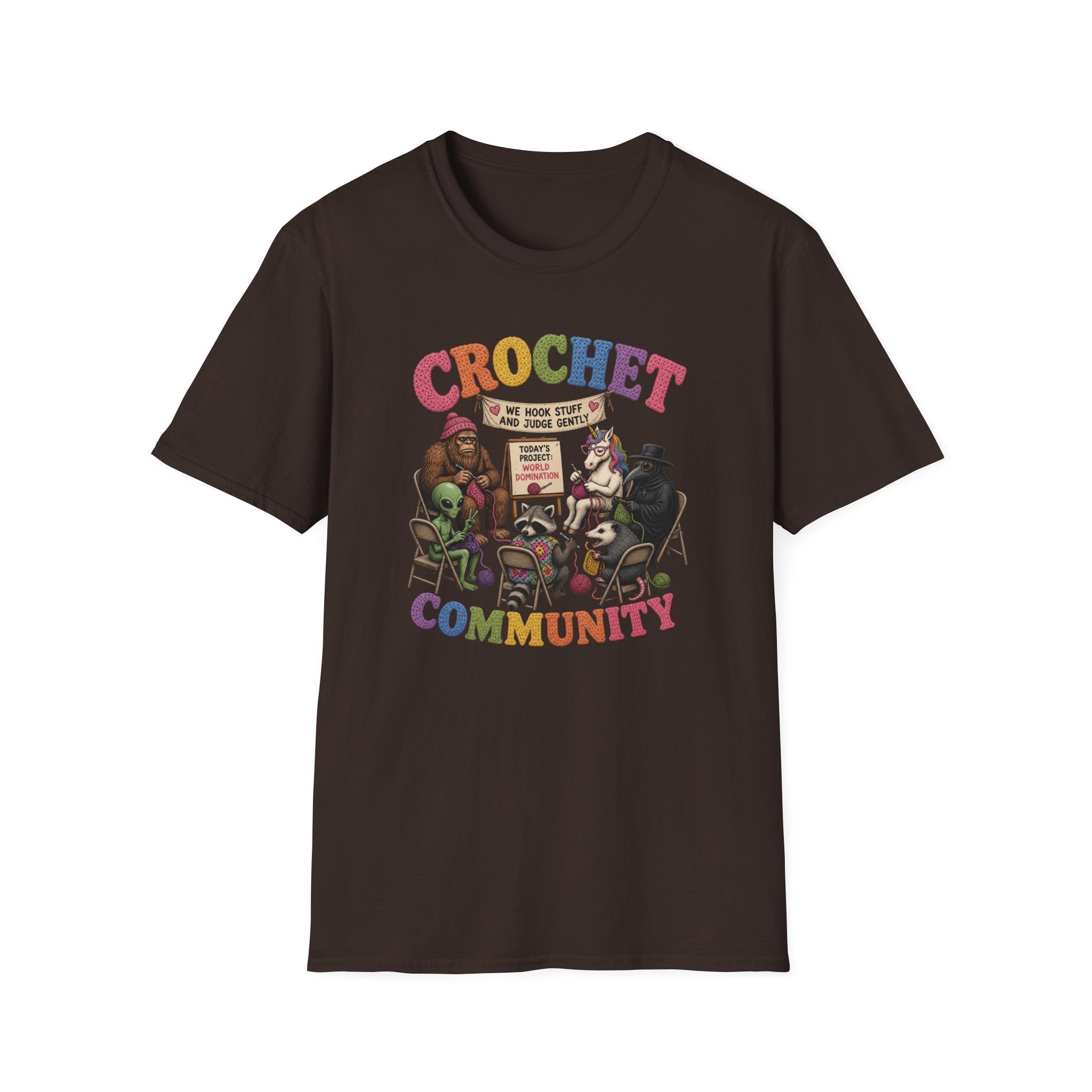 Hanging out with the crochet community T-Shirt