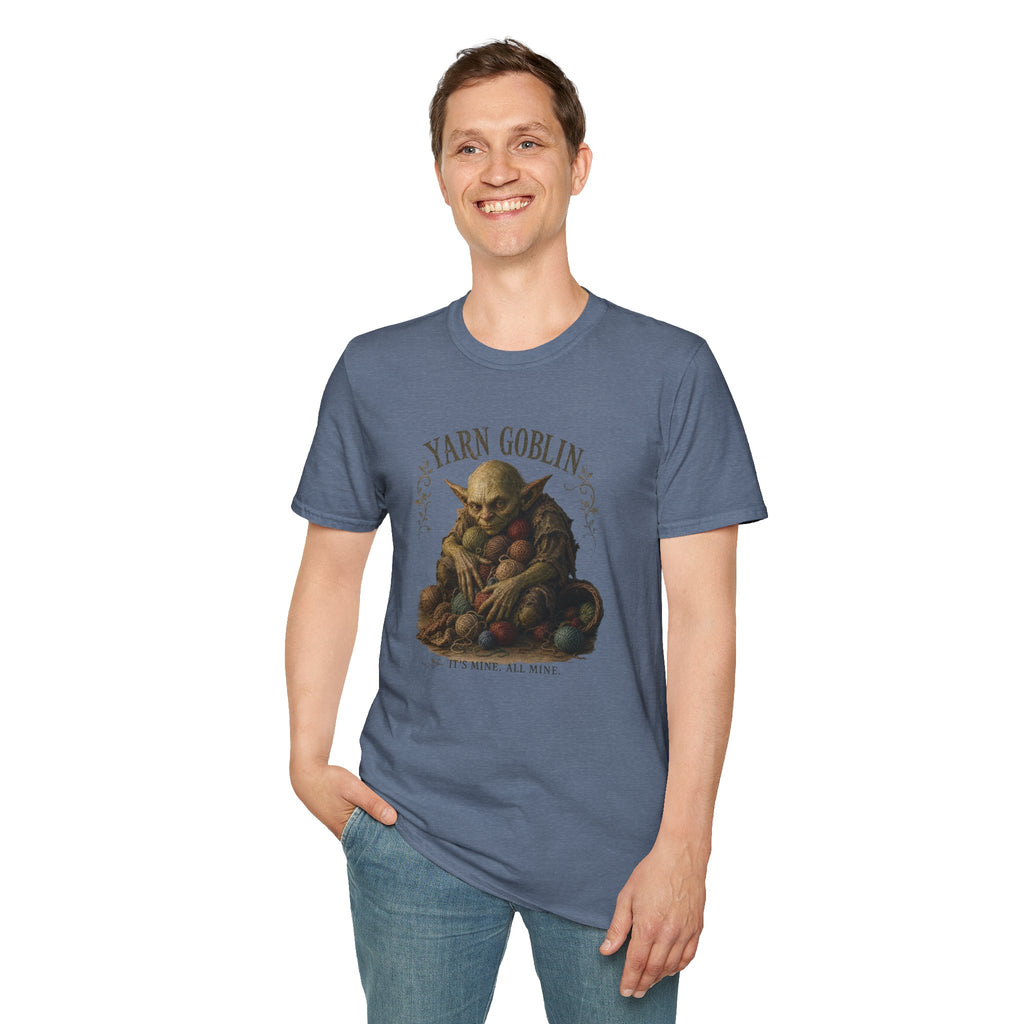Yarn goblin king T-Shirt