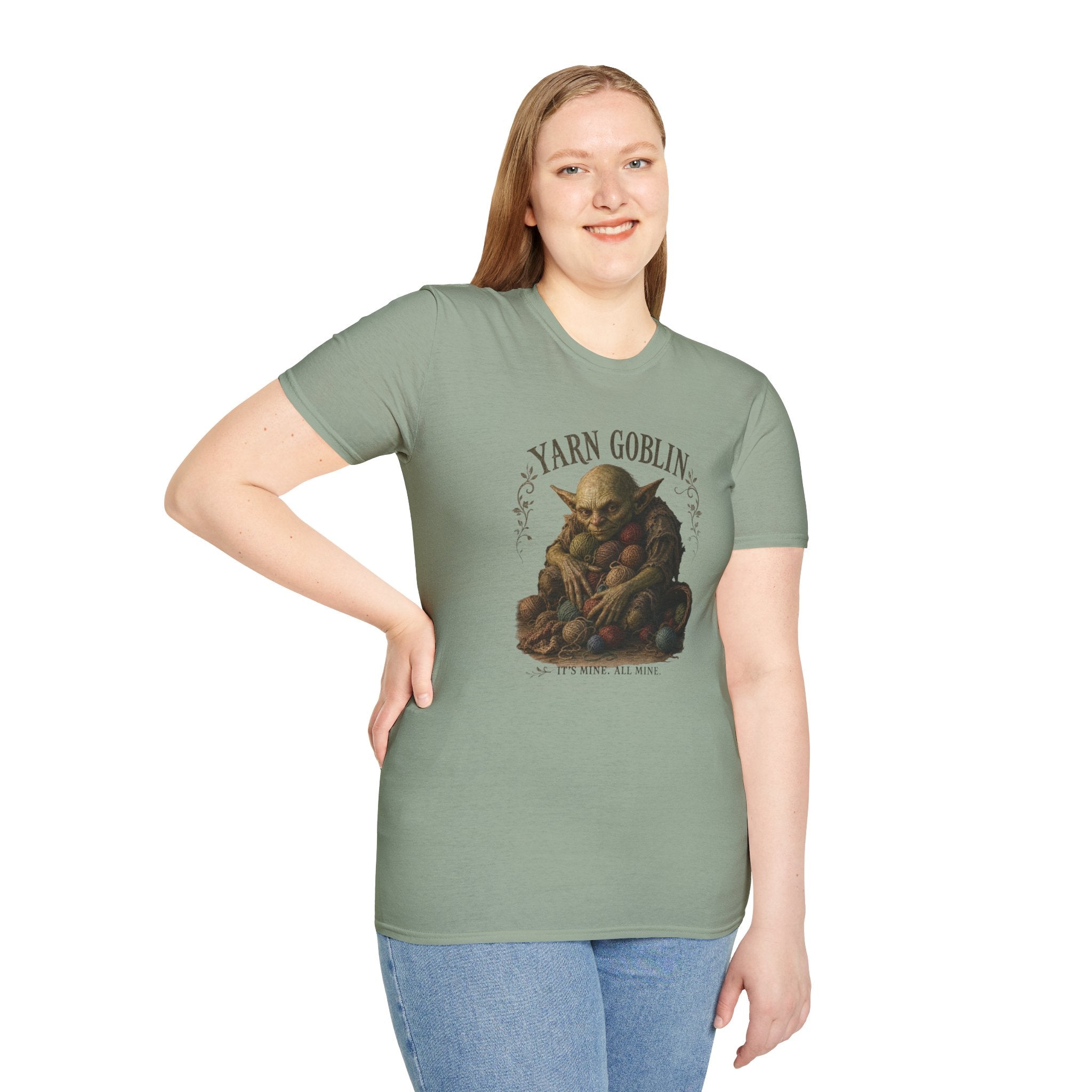 Yarn goblin king T-Shirt