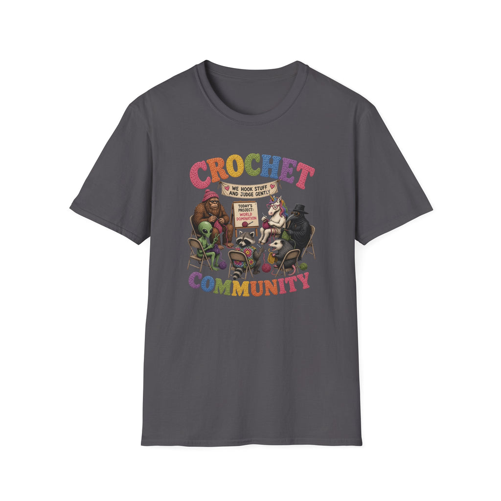 Hanging out with the crochet community T-Shirt