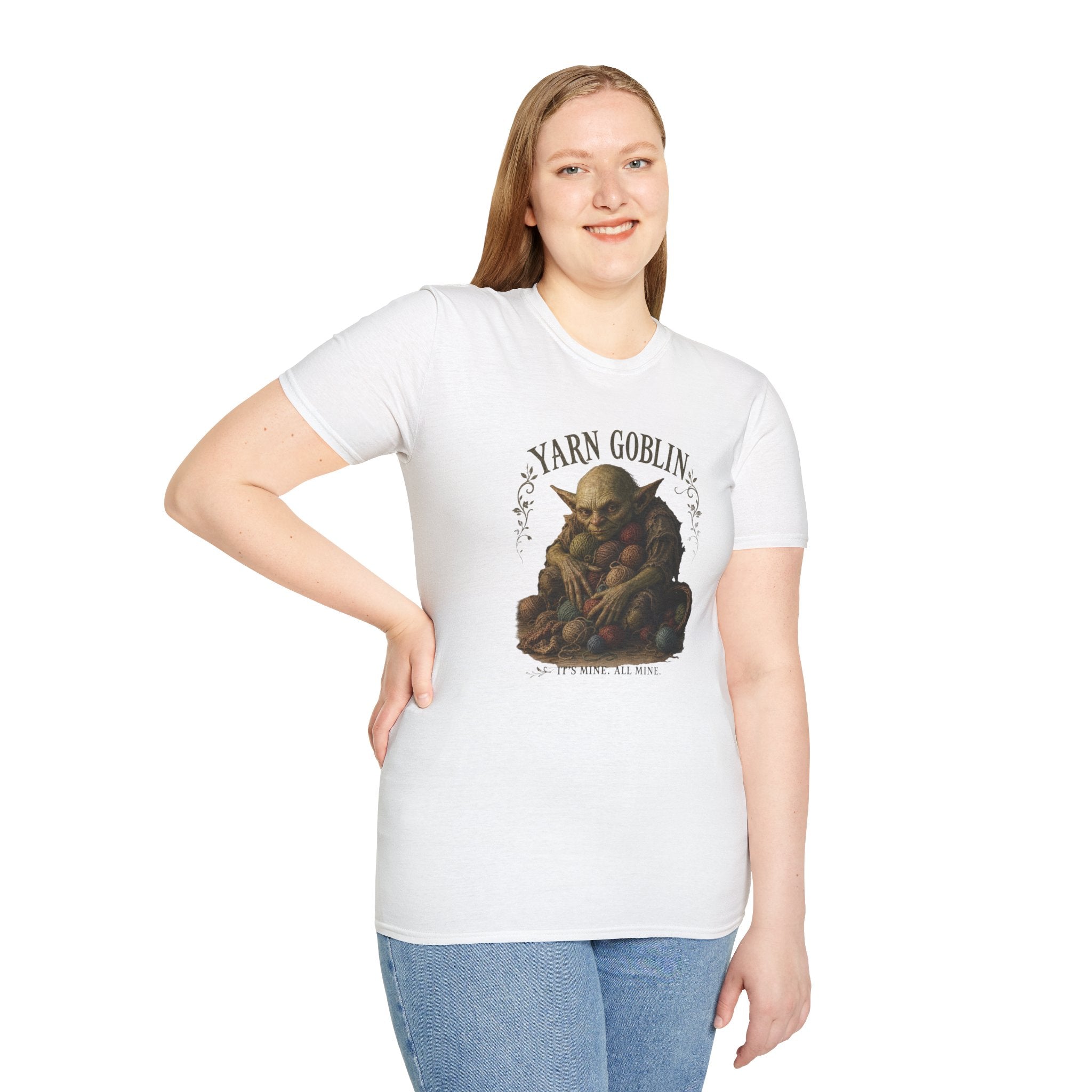 Yarn goblin king T-Shirt