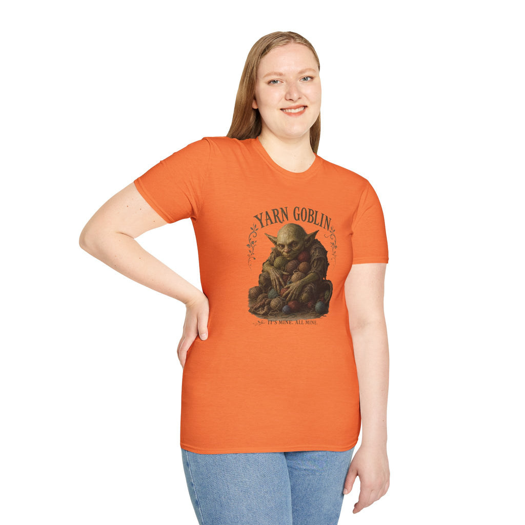 Yarn goblin king T-Shirt